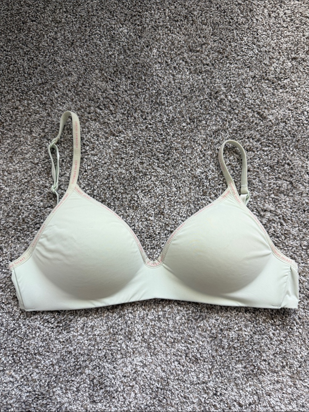 Victoria's Secret Light Cream Seamless T-Shirt Bra